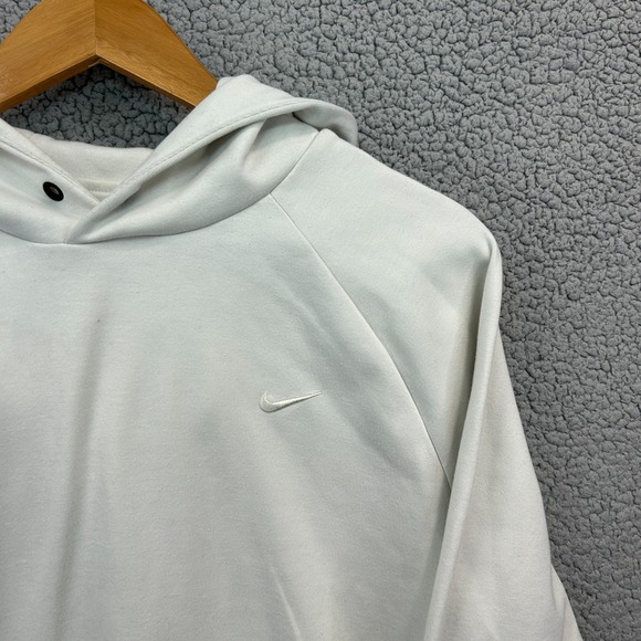 Nike Women's Dri-Fit Training Pullover Hoodie in White Size Medium - Picture 2 of 9